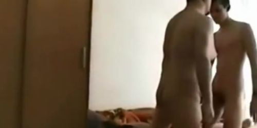 Férfi és fiú hátulról anális kalandja