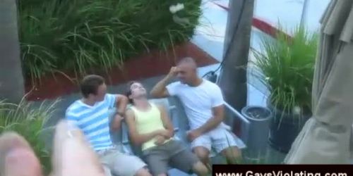 Késői irodai kaland latexban